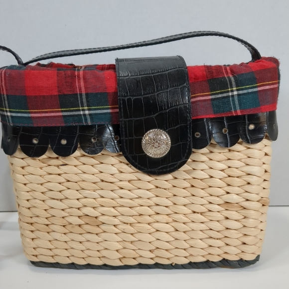 Woven Straw And Plaid Shoulder Bag - Picture 2 of 6